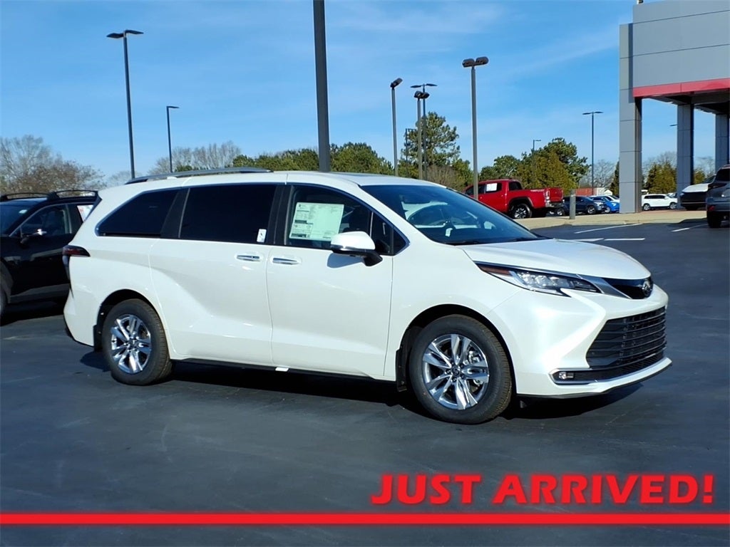 2026 Toyota Sienna Limited