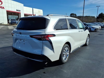 2026 Toyota Sienna Limited