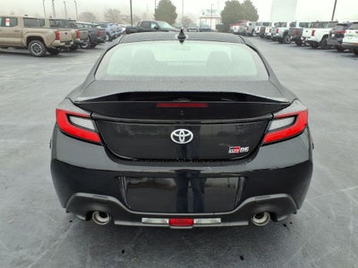 2026 Toyota GR86 Premium MT