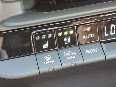 2026 Toyota Toyota Crown Signia Limited