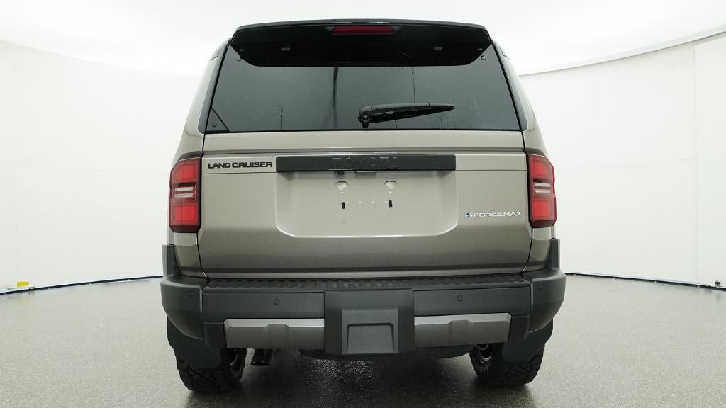 2026 Toyota Land Cruiser Base