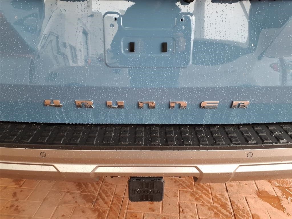 2025 Toyota 4Runner i-FORCE MAX 4Runner Limited