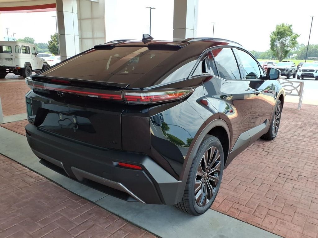2026 Toyota C-HR XSE