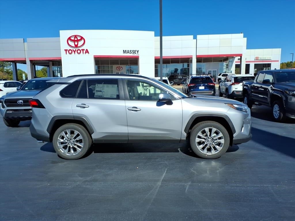 2025 Toyota RAV4 XLE Premium